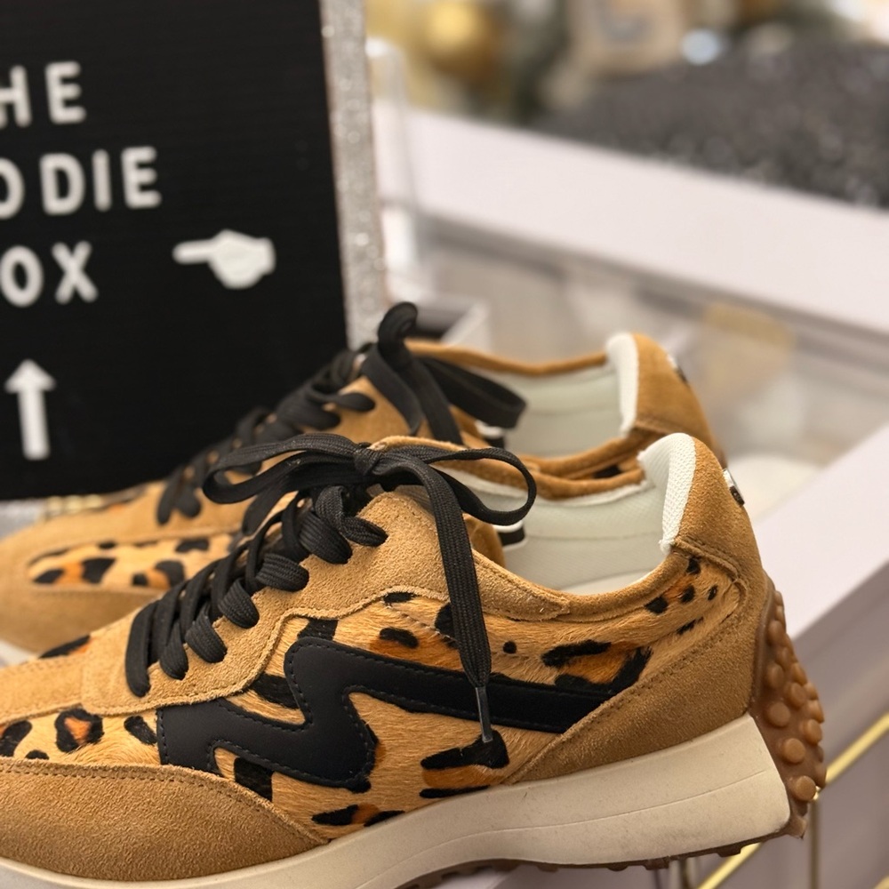 Steve Madden Tan and Black Leopard Sneakers